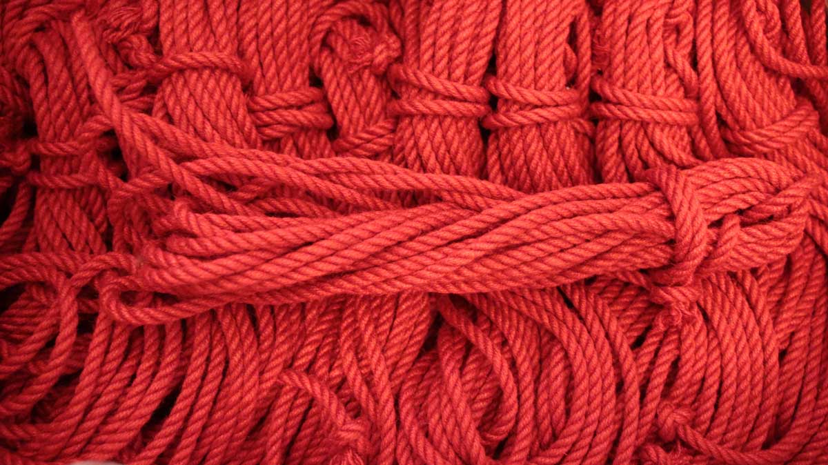 New red jute shibari rope - ESINEM.com
