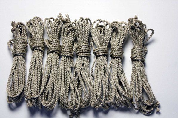 Newly arrived: Pre-waxed blonde jute shibari rope