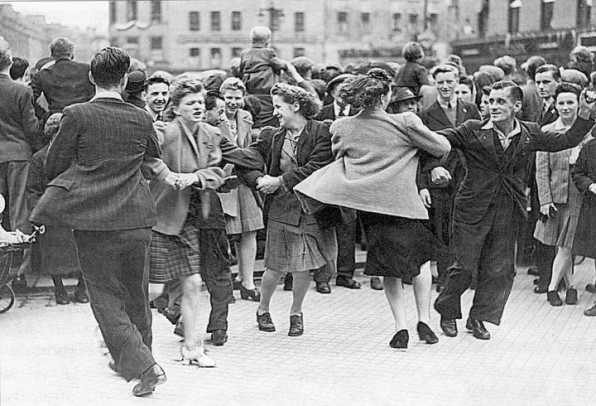 If you see this, the new server at Esinem.com works!